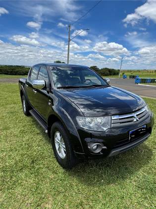 MITSUBISHI L200 TRITON 3.5 HPE 4X4 CD V6 24V FLEX 4P AUTOMÁTICO MITSUBISHI L200 TRITON 3.5 HPE 4X4 CD V6 24V FLEX 4P AUTOMÁTICO
